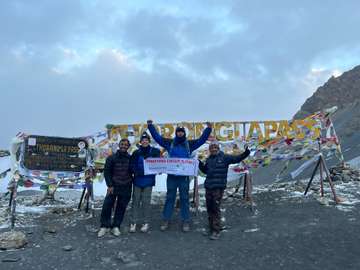 Review image by Dan Bushaway for the trip title: Annapurna Circuit Trek