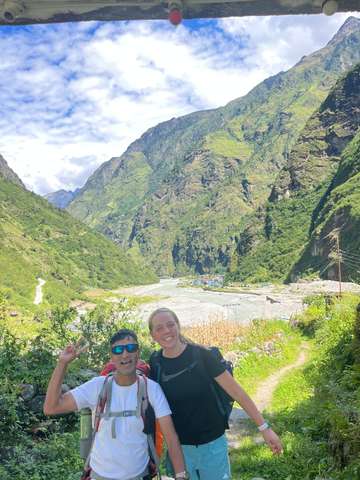 Review image by Maisie Stearns for the trip title: Annapurna Circuit Trek