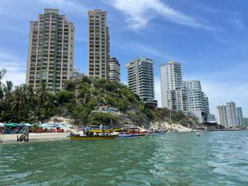 Review image by Anni Di for the trip title: Colombia Uncovered