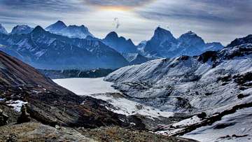 Review image by Marco for the trip title: Gokyo Valley Trek