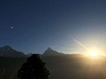 Review image by Jutharat Sitticharoenporn for the trip title: 12 Days Annapurna Base Camp Trek via Poon Hill Sunrise
