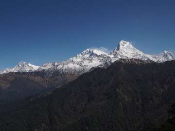 Review image by Jutharat Sitticharoenporn for the trip title: 12 Days Annapurna Base Camp Trek via Poon Hill Sunrise