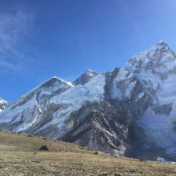 Review image by Derrick Le for the trip title: Everest Helicopter Tour