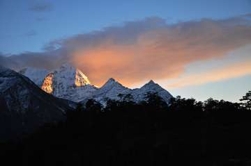 Review image by Anonymous for the trip title: Everest base camp Trek