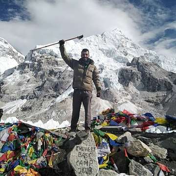 Review image by J.P. Giraldo for the trip title: Everest Base Camp Trek