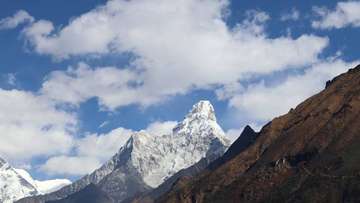 Review image by Abdul Muhsin  Hussain for the trip title: Gokyo Cho-la pass Everest Base Camp Trek.