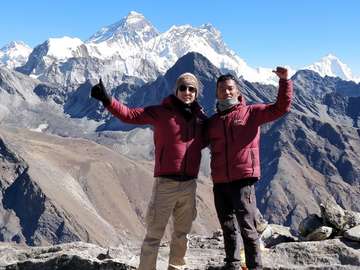 Review image by Maxime Antoine for the trip title: Island Peak Climbing + Everest 3 High Passes Trek