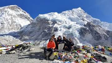 Review image by Samuel Nam for the trip title: Everest Base Camp – Kalapathar Trek