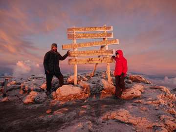 Review image by Lucía for the trip title: 9-Day Tanzania Holiday Kilimanjaro Climbing Machame Route