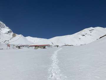 Review image by Robert Johansson for the trip title: Manaslu Circuit Trek