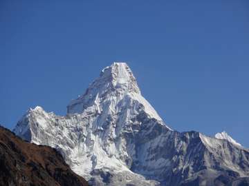 Review image by Sarah for the trip title: Everest Base Camp - Chola Pass- Gokyo Trek