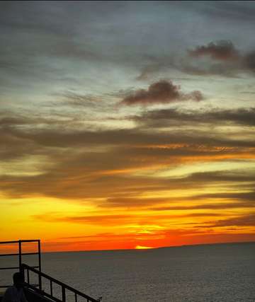 Review image by Kelly Wilson for the trip title: Uluwatu Temple & Sunset Tour