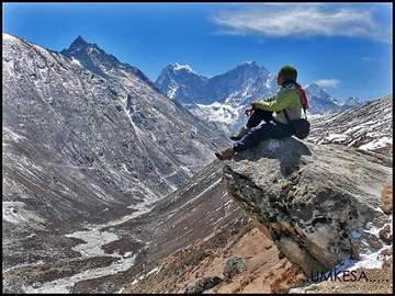 Review image by Phongphan Kesa for the trip title: Everest Base Camp  and Gokyo Lake Trek  15 Days 