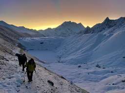 Review image by Jonathan Spencer for the trip title: Manaslu Circuit Trekking