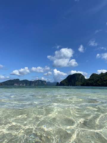 Review image by Anonymous for the trip title: Philippines Island Hopper
