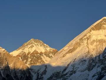 Review image by Maureen Mila Curameng for the trip title: Everest Base Camp Trek