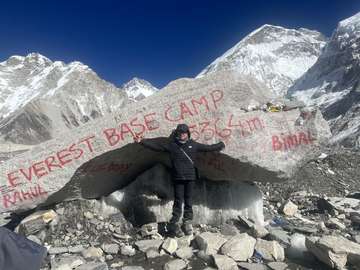 Review image by Maureen Mila Curameng for the trip title: Everest Base Camp Trek