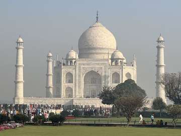Review image by Michelle Edith Falzarano for the trip title: Golden Triangle Tour 4 Days & 3 Nights