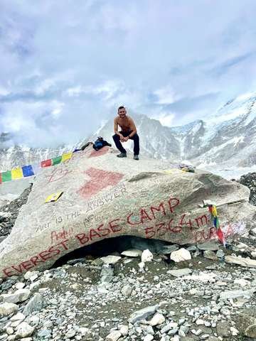 Review image by Simone Lo Schiavo for the trip title: Everest Base Camp Trek