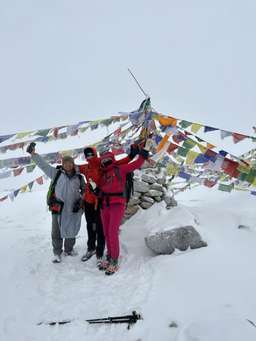 Review image by Florian Winkler for the trip title: 16 Days Manaslu Circuit Trekking