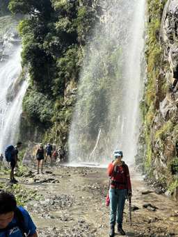 Review image by Florian Winkler for the trip title: 16 Days Manaslu Circuit Trekking