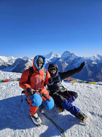 Review image by Deborah for the trip title:  Climb Mera & Island Peaks