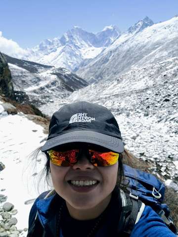 Review image by Natchaya Maneein for the trip title: Everest Base Camp Trek in 14 Days