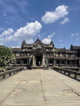Review image by CHONAI CHEUNG for the trip title: The Best of Cambodia and Vietnam in 14 Days