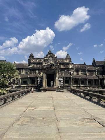 Review image by CHONAI CHEUNG for the trip title: The Best of Cambodia and Vietnam in 14 Days