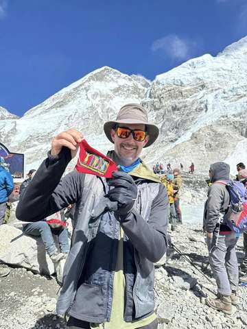 Review image by Eric Hill for the trip title: Ten-Day Everest Base Camp Trek With Helicopter Return