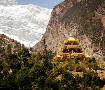 Review image by Emily Koide for the trip title: Manaslu Circuit Trek