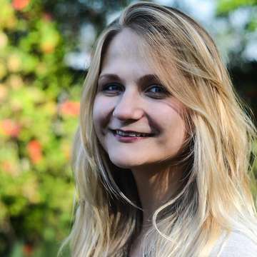 Oxana Protchenko - Travel Expert