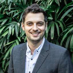 Oleg Kol - Indonesia in February 2026 Tours Expert