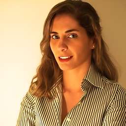 Daniela Pinto - Lisbon Tours Expert