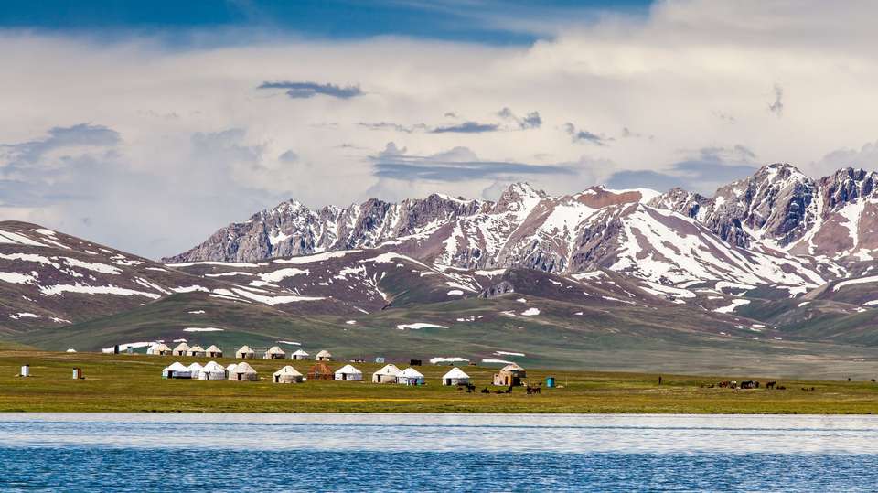 Top Kyrgyzstan tours