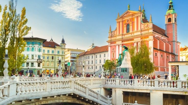 You can explore the amazing sights at Ljubljana from the river canal. See Franciscan Church in Ljubljana while spending 4 days in Slovenia.
