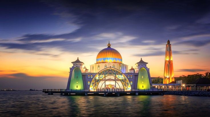 See Masjid Selat Melaka at Malacca while spending 5 days in Malaysia.