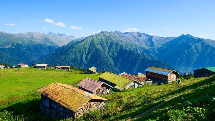 A view of small houses at a plateau in Ayder.