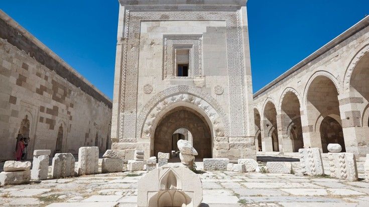 Learn about the ancient route used by traders at Sultanhani Caravanserai. See Sultanhani Caravanserai while spending 7 days in Turkey.