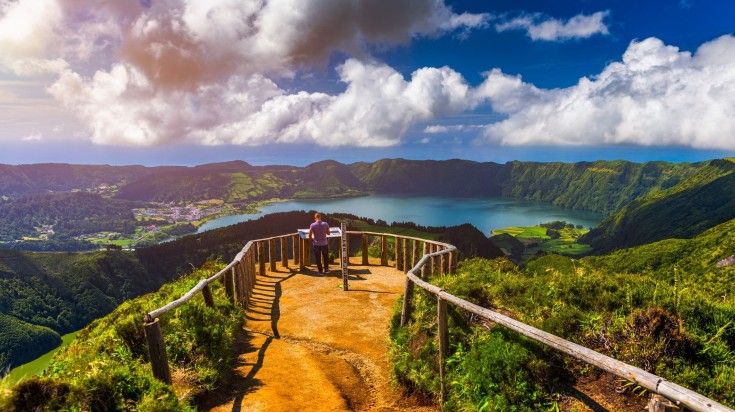 The viewpoints offer best views of Sete Cidades during April in Sao Miguel