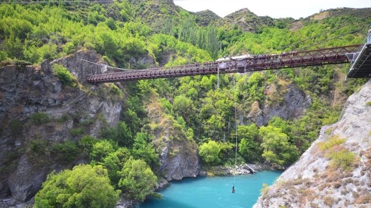 Bungee jumping at Kawarau Bridge when spending 6 days in New Zealand.