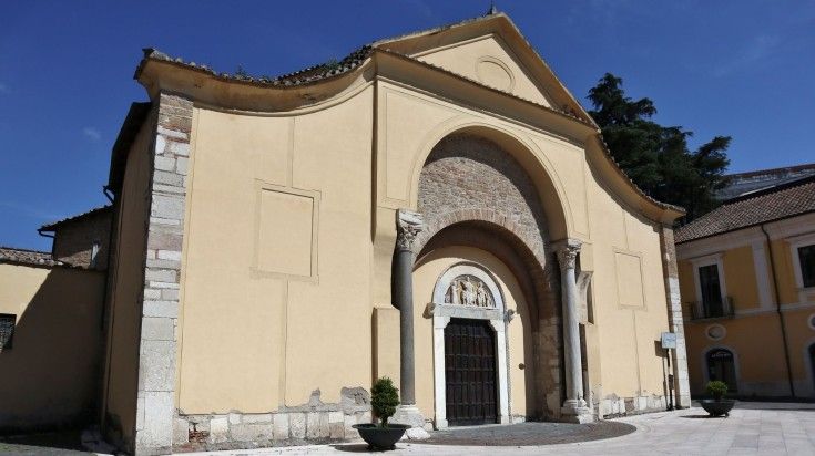 Church of Santa Sofia during the daytime.