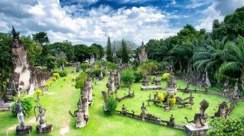 The park features over 200 statues, including sculptures of Buddha, Hindu deities, demons, mythological creatures, and intricate designs, all made of concrete. Make sure you visit the Buddha Park during your 10 days in Laos