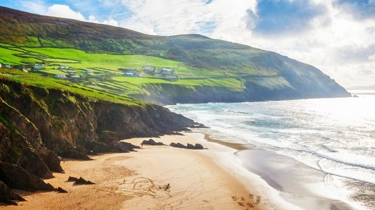 Picturesque view of Ring of Kerry during sunrise on your 10 days in Ireland. Picturesque view of Ring of Kerry during sunrise on your 10 days in Ireland