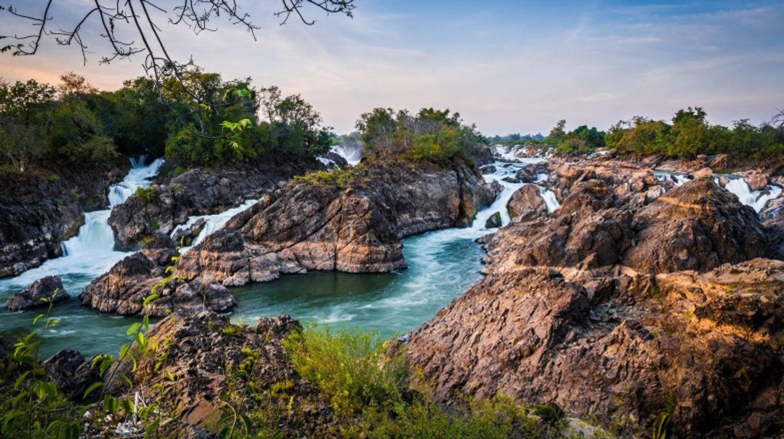While Laos is a landlocked country, its Si Phan Don region contains numerous islands and islets that is a joy to explore. Visit the 4000 islands during your 10 days in Laos.