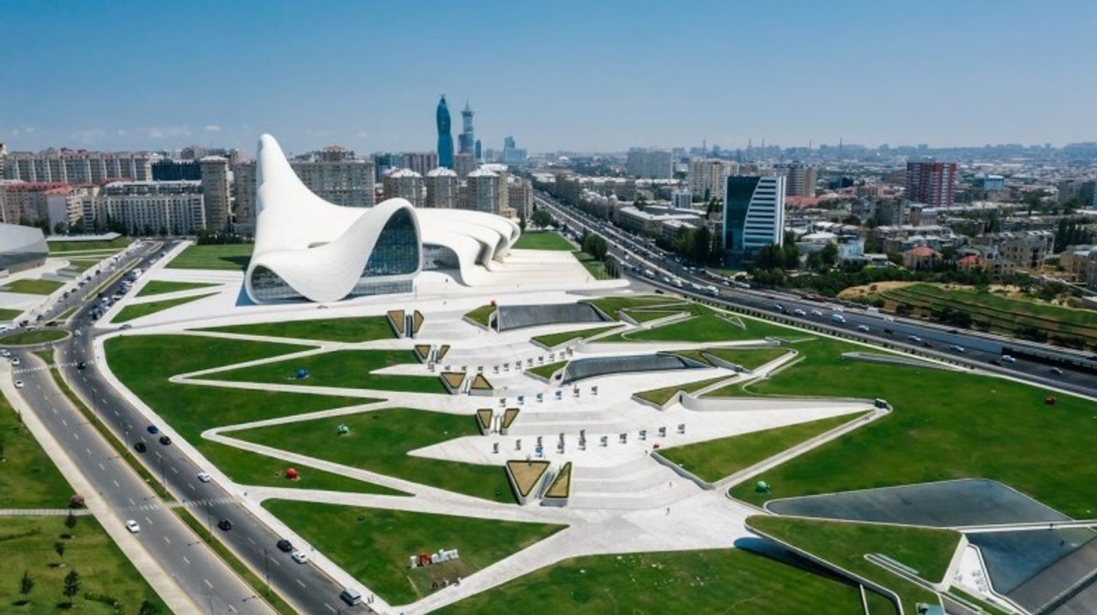 Marvel at Heydar Aliyev Center's structure during 10 days in Azerbaijan