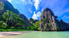 Hidden beach in Matinloc Island, unique when spending 5 days in Philippines.