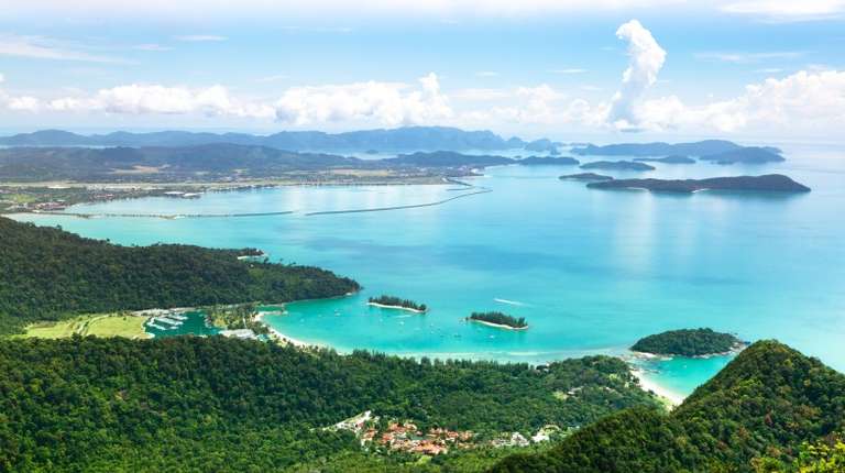 Malaysia in December: Weather, Islands and More