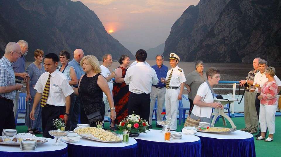 Classic China Tour with Yangtze Cruise - Small Group - Travel China Guide - China - Image 1