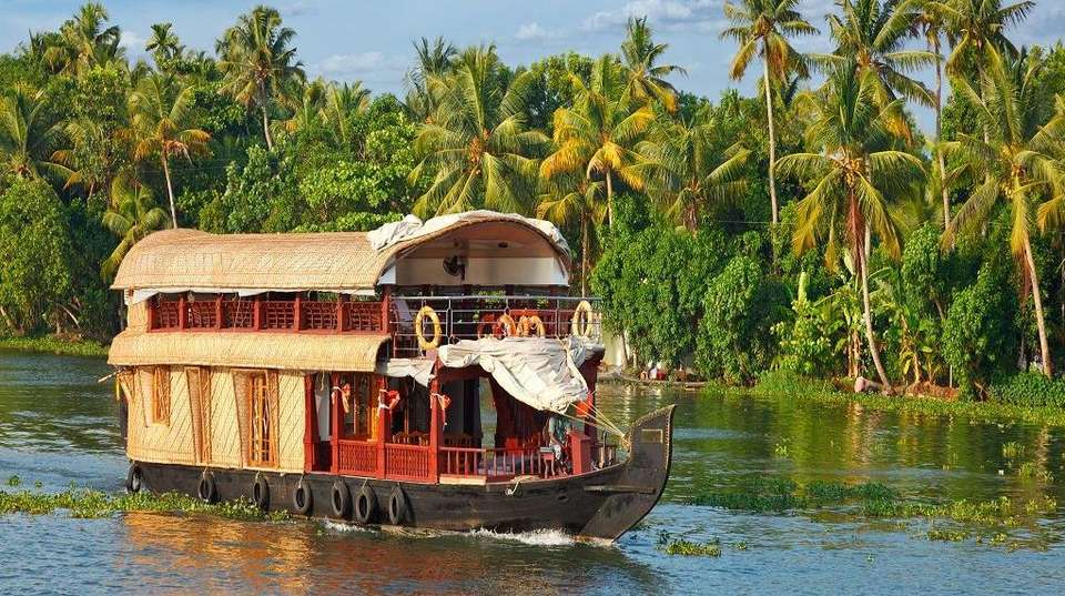 Kerala - Beaches, Backwaters and Waterfalls - Gets Holidays Pvt Ltd - India - Image 1